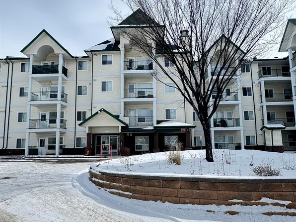 13625 34th St NW #317, Edmonton, AB T5A 0E3