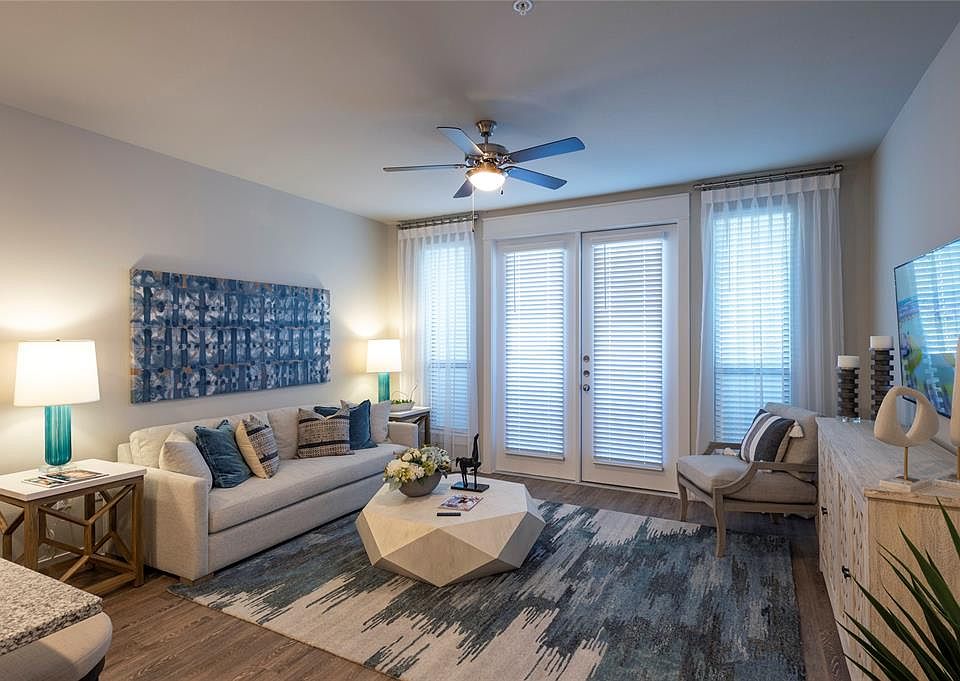 15915 Kingfield Dr Houston TX Zillow