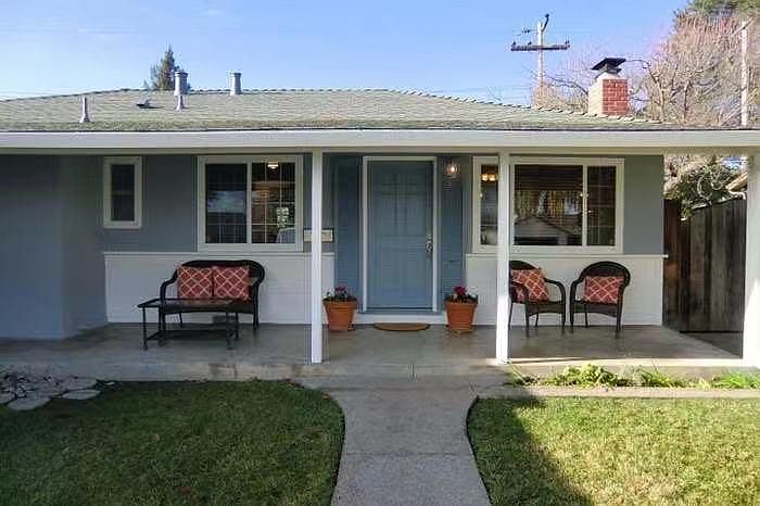 1st image of 2637 Sutro Dr