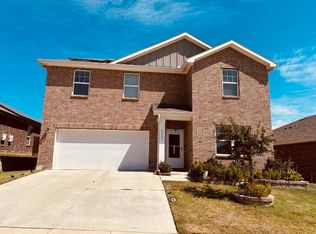 5400 Northfield Dr, Fort Worth, TX 76179