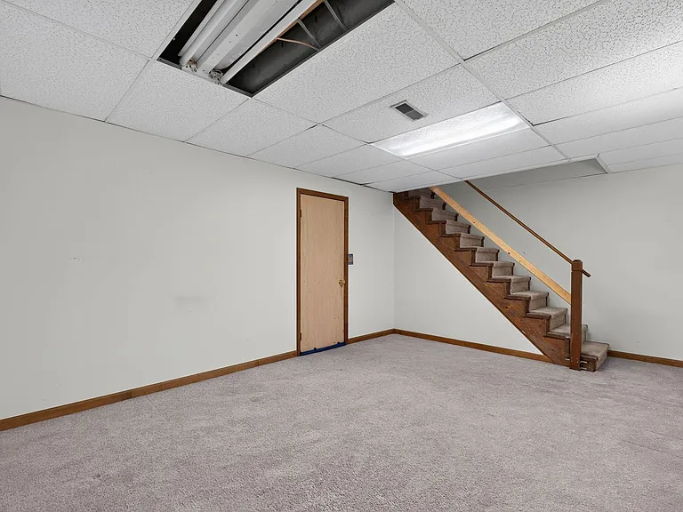 8 Cypress Dr — Photo 28