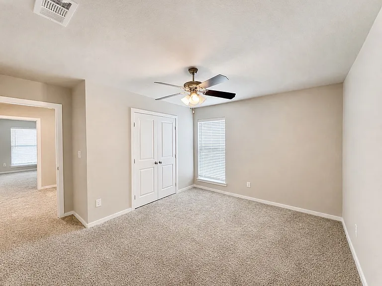 1212 Ash St — Photo 32