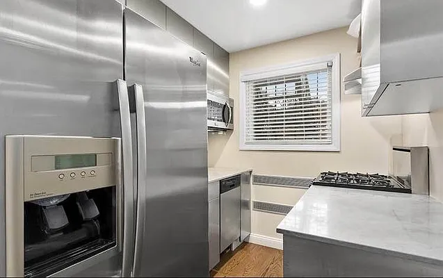 Rented by Compass | media 20