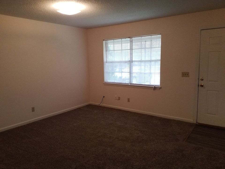 11 Loquat Court Outside CoC R136080107 11 Loquat Ct Columbia SC