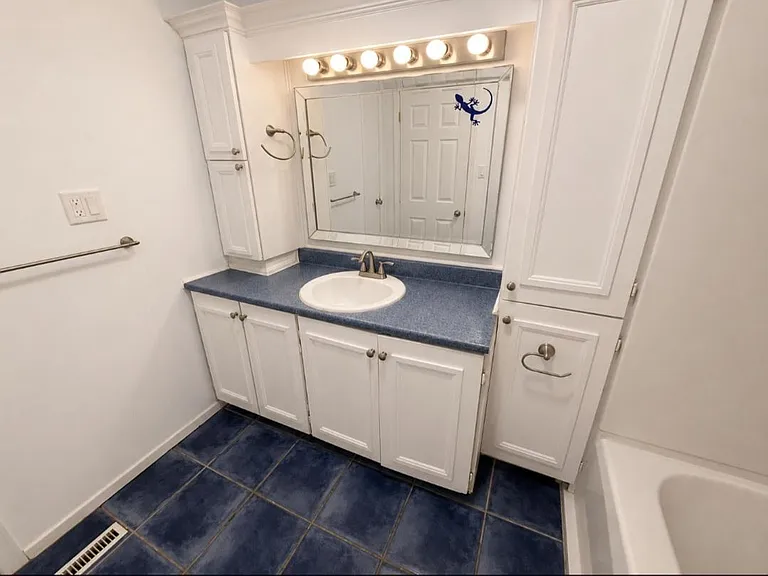 203 Nolin St — Photo 10