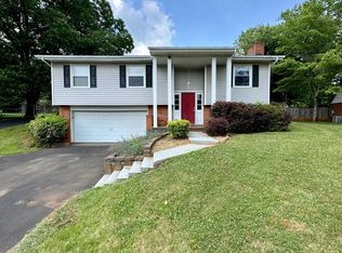 1732 Whitfield Dr, Bedford, VA 24523