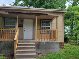 908 W 2nd St, Pittsburg, KS 66762