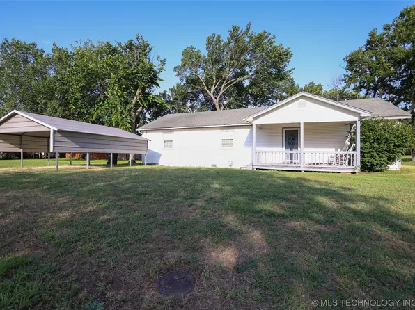 1620 E 4th St, Sulphur, OK 73086