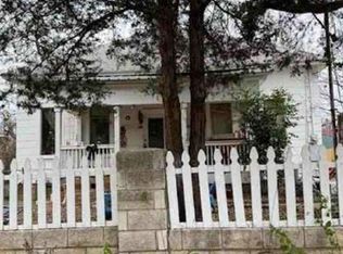 705 W Green St, Palestine, TX