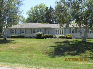 21500 Wintergreen Dr, Circleville, OH 43113