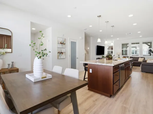 323 Wild Rose Way, Milpitas, CA 95035