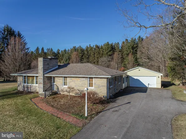 157 Jasper Riley Rd, Oakland, MD 21550