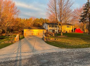 11580 Rust Dr, Chesterland, OH 44026