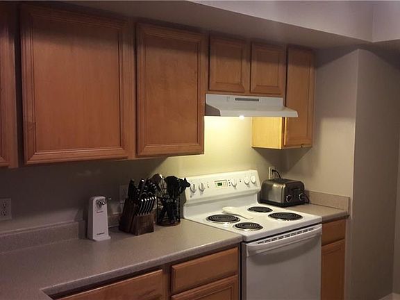 3rd image of 1030 Villagio Cir Unit 104