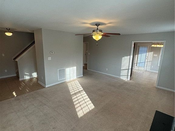 4th image of 5703 Scarecrow Ct