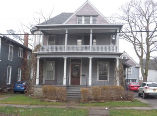 152 Pine St UPPR #, Lockport, NY