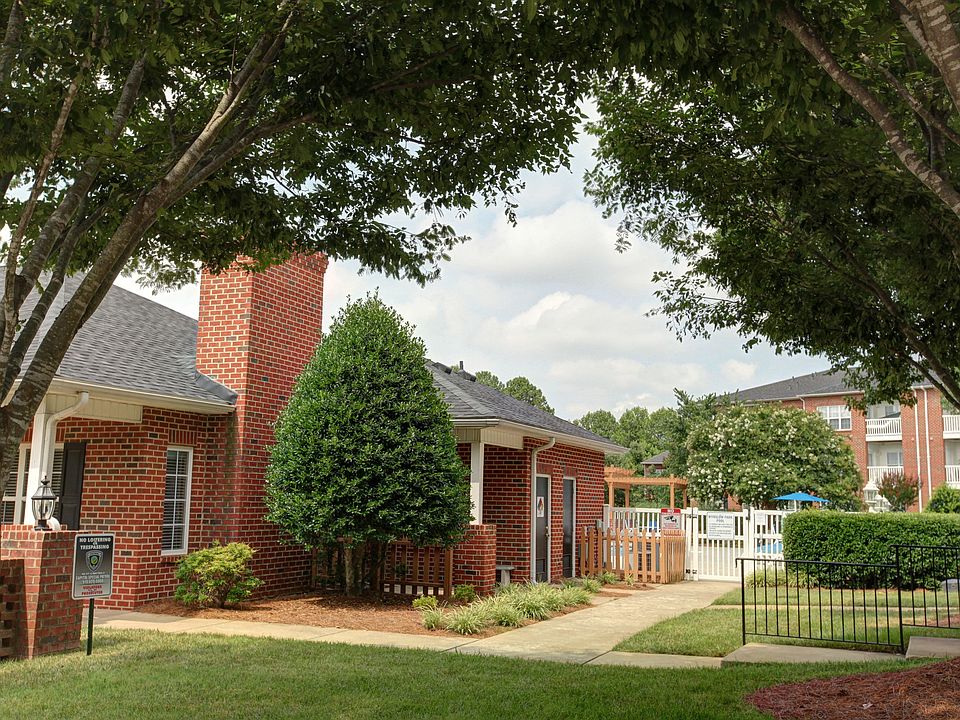 Welcome Home to Wynslow Park Apartments in Raleigh, NC