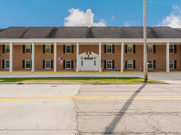 602 S Mercer Ave APT 111, Bloomington, IL 61701