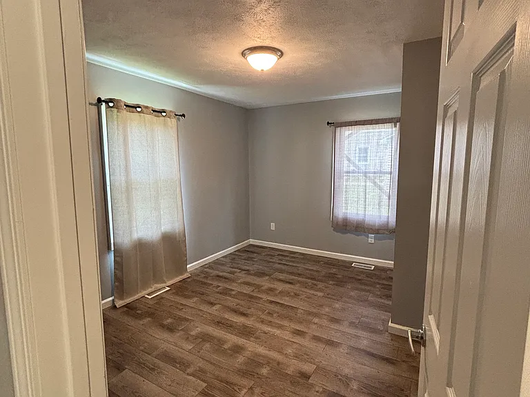 1702 Milburn Blvd #B — Photo 16