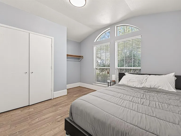 1214 Wesley Dr — Photo 37