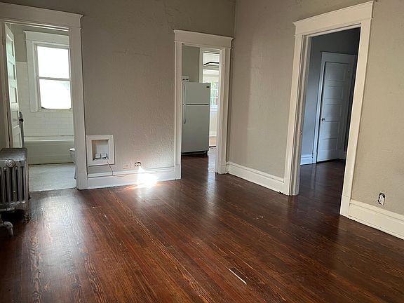 2nd image of 1607 N Gilpin St APT 8