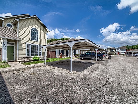 2nd image of 2715 CROWN HOLW
