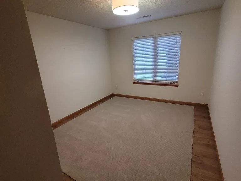 1530 Ranier Dr — Photo 6