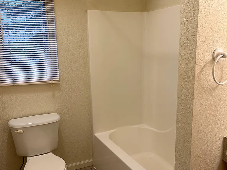 Pinecrest — Photo 10