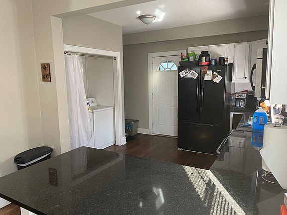 3rd image of 4101 S Minnie St