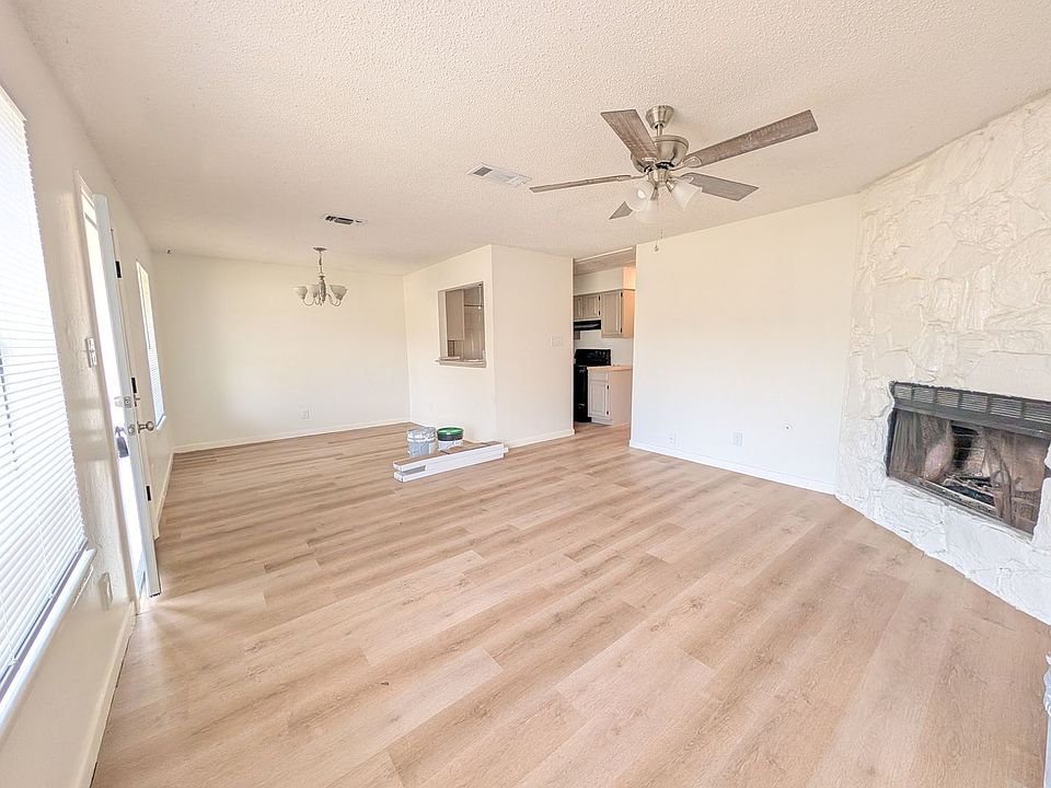 1st image of 6221-6223 Sandlin Ave