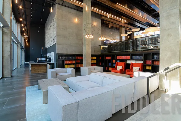 Rented by The KCI Group | media 27