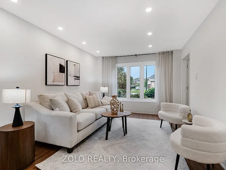 272 Elman Cres — Photo 10