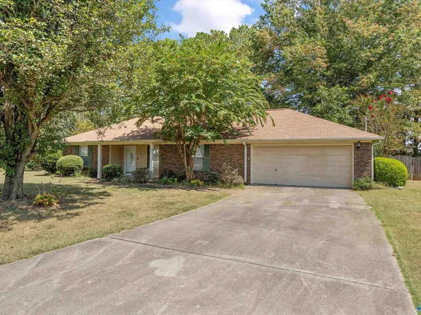 103 Cove Crest Dr, Toney, AL 35773