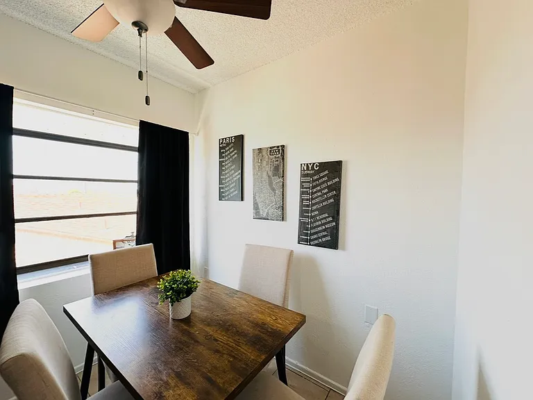 1635 W 108th St #1637-1/2 — Photo 7