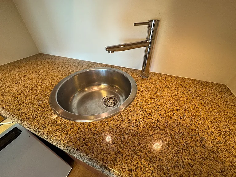 40 Brooks Ave #18 — Photo 20