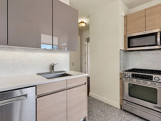 Kitchen, photo 1