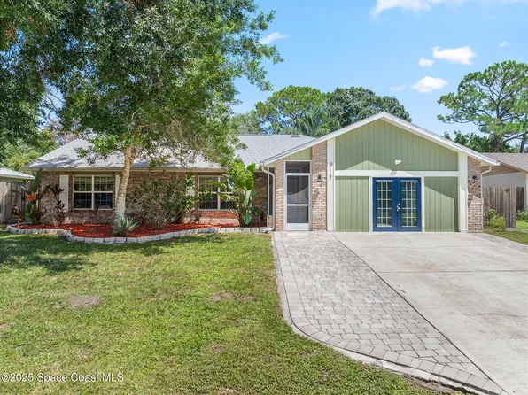 915 Kenmore St NW, Palm Bay, FL 32907