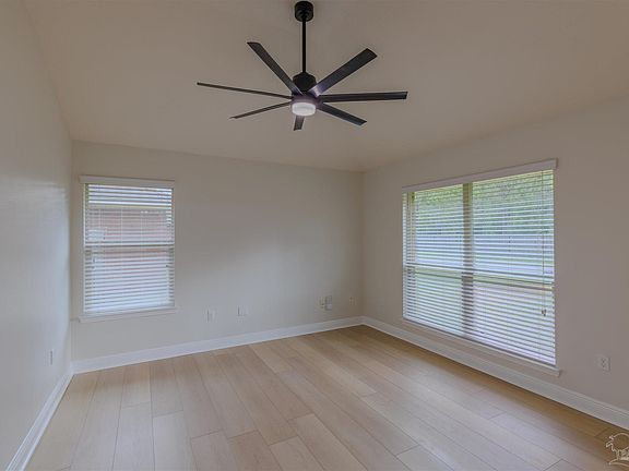 3rd image of 2488 Abaco Dr
