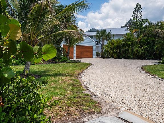 4th image of 240 GLADIOLUS STREET LOT 2
