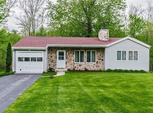 3253 Daansen Rd, Walworth, NY 14568