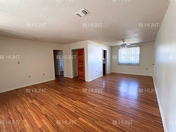 2nd image of 110 W Dove Ln