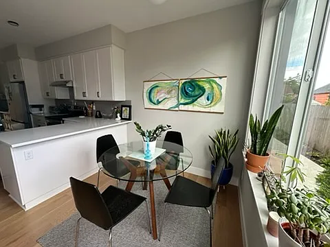 2 bed, 2.5 bath, 1031 sqft, $2,795 — Photo 2