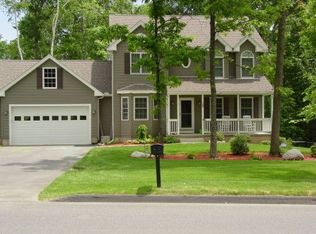 169 Cardinal Way, Northampton, MA 01062