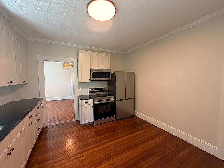 7 Caswell Ave #1 — Photo 16