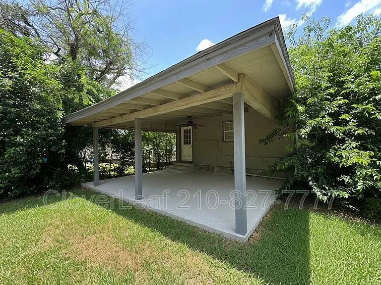 214 Basswood Dr — Photo 29