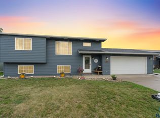 201 N Chris St, Worthing, SD 57077