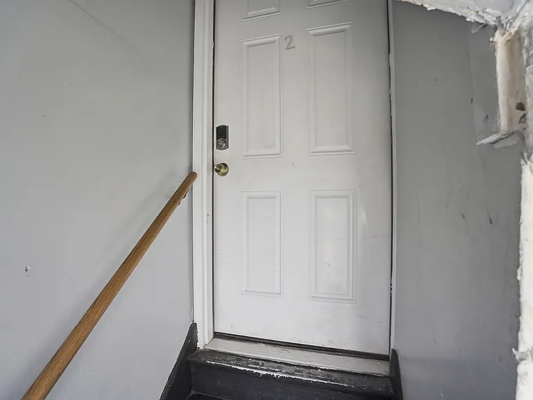 2545 Harrison Ave #2 — Photo 13