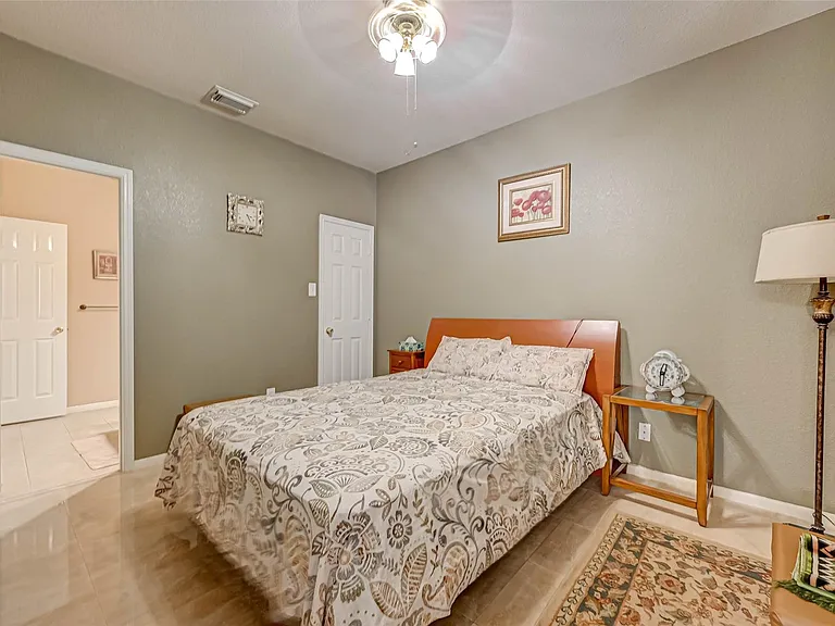 19223 Brook Village Rd — Photo 35