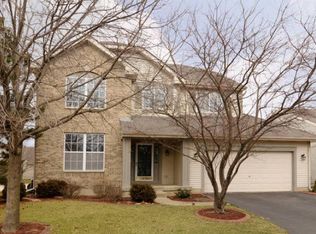 1020 Orchard Lake Dr, Aurora, IL 60506
