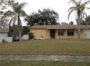 2904 Nutwood St, Clearwater, FL 33759